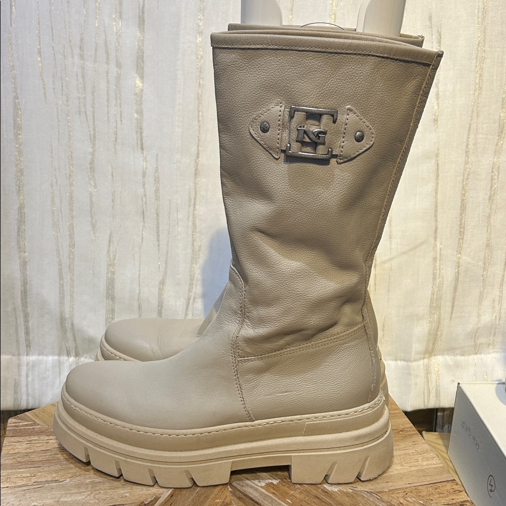 Nero Giardini Taupe Leather Winter Boots Sz 40